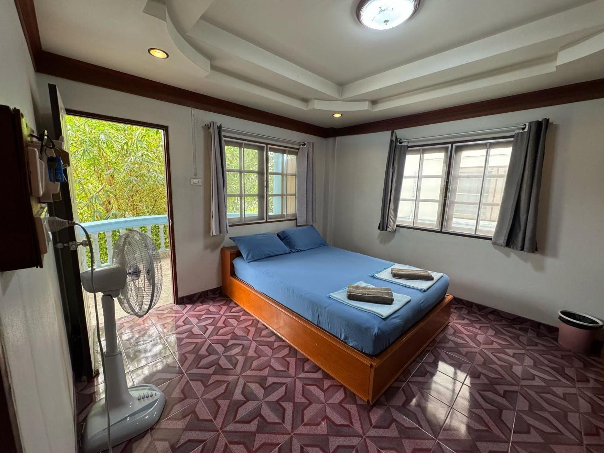 Tommy Aparthotel